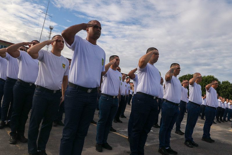 Após aprovação em concurso da Polícia Militar, segunda turma de alunos oficiais combatentes e de saúde inicia Curso de Formação 2 Segunda turma de alunos oficiais combatentes e de saude inicia Curso de Formacao 2 Foto Mauro Neto Secom