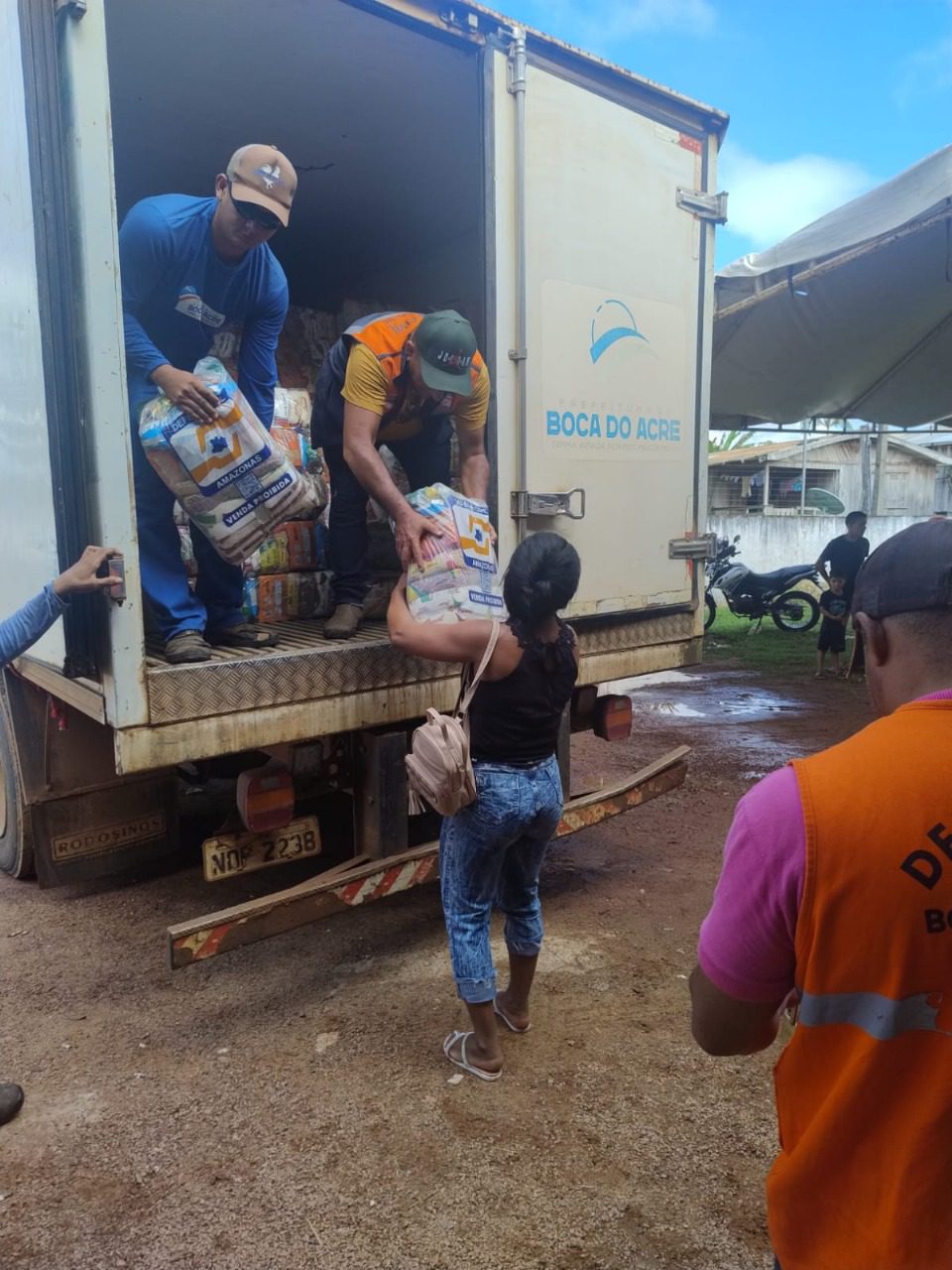 Governo do Amazonas divulga boletim sobre a cheia no estado, nesta terça-feira
