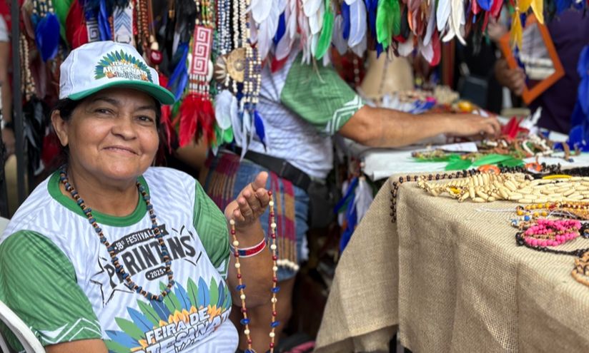 Festival de Parintins 2025: Torcedores dos bois podem adquirir produtos na 5° Feira de artesanato indígena 3 Feira artesanto fepiam 03