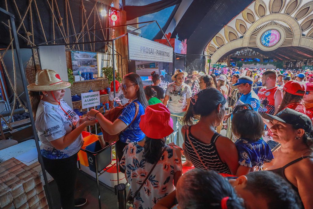 Festival de Parintins 2025: Mais de 10 mil pessoas visitaram os espaços com ações do Prosai 5 UGPE PROGRAMAC807 A771 O PROSAI FOTO TIAGO CORREA UGPE 03
