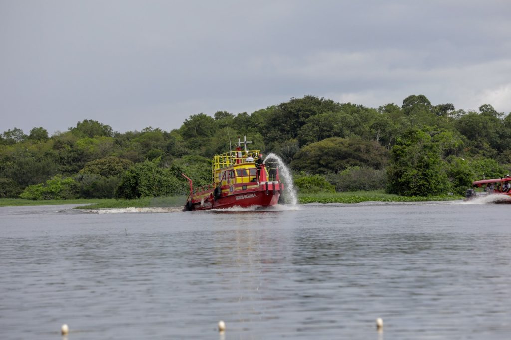 Festival de Parintins: Pela primeira vez, embarcação de combate a incêndio reforça segurança do transporte fluvial 3 cc9b91ec 510c 424b 9416 cf89f4a3d8dd