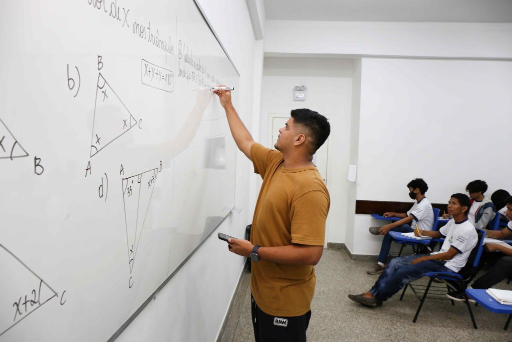 Secretaria de Educação convoca mais 131 candidatos do PSS para a capital do Amazonas 4 Secretaria de Educação convoca mais 131 candidatos do PSS para a capital do Amazonas