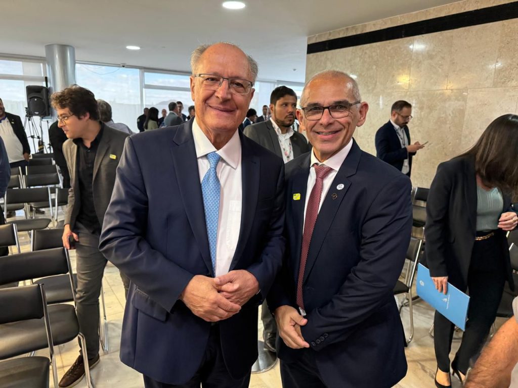 Ipem-AM participa de anúncio nacional de isenção da taxa de verificação de taxímetros 3 Ipem-AM participa de anúncio nacional de isenção da taxa de verificação de taxímetros