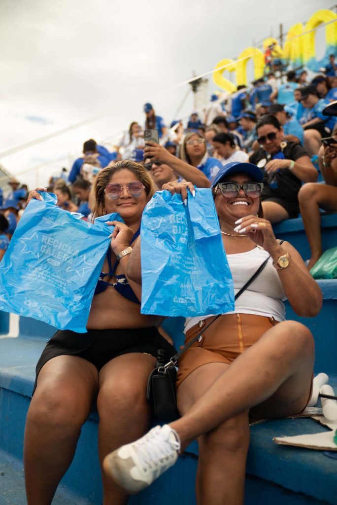 Festival de Parintins 2025: ‘Recicla, Galera’ supera meta e destina mais de 10 toneladas de resíduos à reciclagem 8 Festival de Parintins 2025: ‘Recicla, Galera’ supera meta e destina mais de 10 toneladas de resíduos à reciclagem