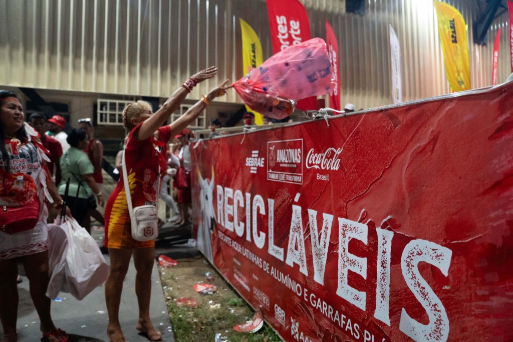 Festival de Parintins 2025: ‘Recicla, Galera’ supera meta e destina mais de 10 toneladas de resíduos à reciclagem 5 Festival de Parintins 2025: ‘Recicla, Galera’ supera meta e destina mais de 10 toneladas de resíduos à reciclagem