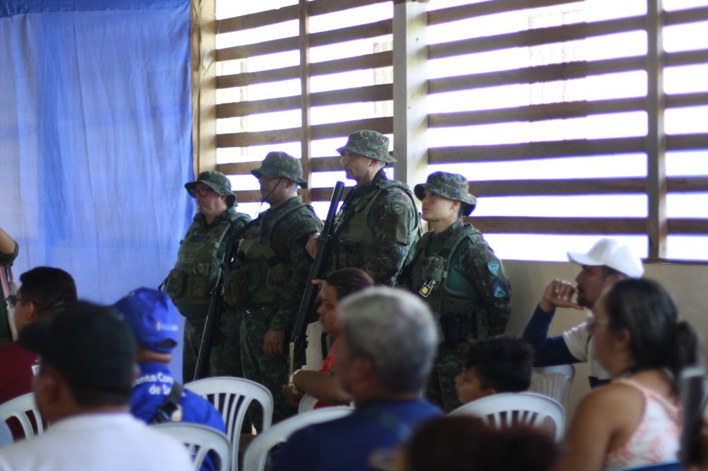 SSP-AM lança operação na RDS Puranga Conquista 5 SSP-AM lança operação na RDS Puranga Conquista