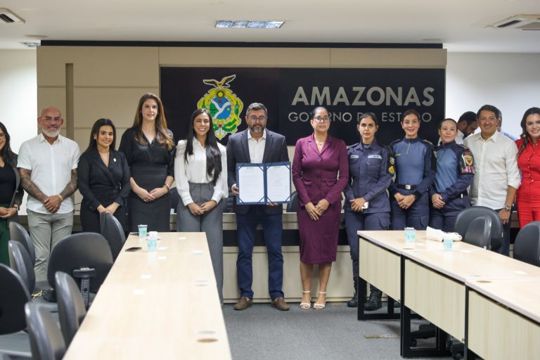 Arma de choque mulheres_Foto_Mauro Neto_Secom 3