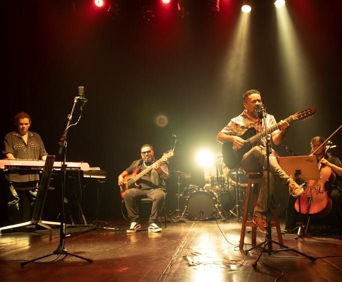 Banzeiro Cabôco apresenta Ludi Sousa e Jorge Dias no Largo de São Sebastião