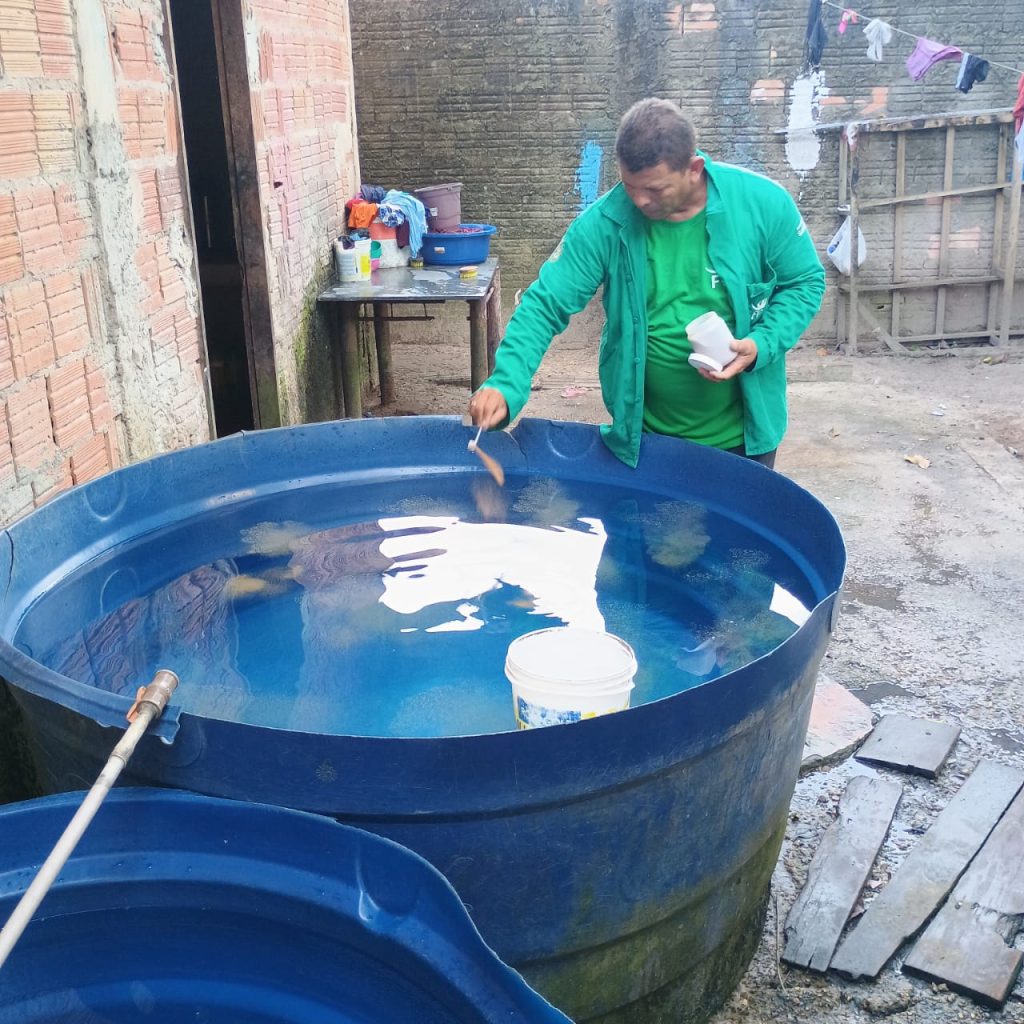 Com a chegada das chuvas, FVS-RCP reforça medidas contra arboviroses Com a chegada das chuvas, FVS-RCP reforça medidas contra arboviroses