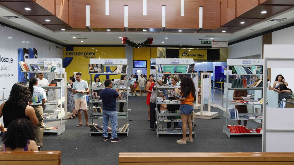 Compartilhando Histórias: 4ª edição amplia em 51% a distribuição de livros na zona leste de Manaus