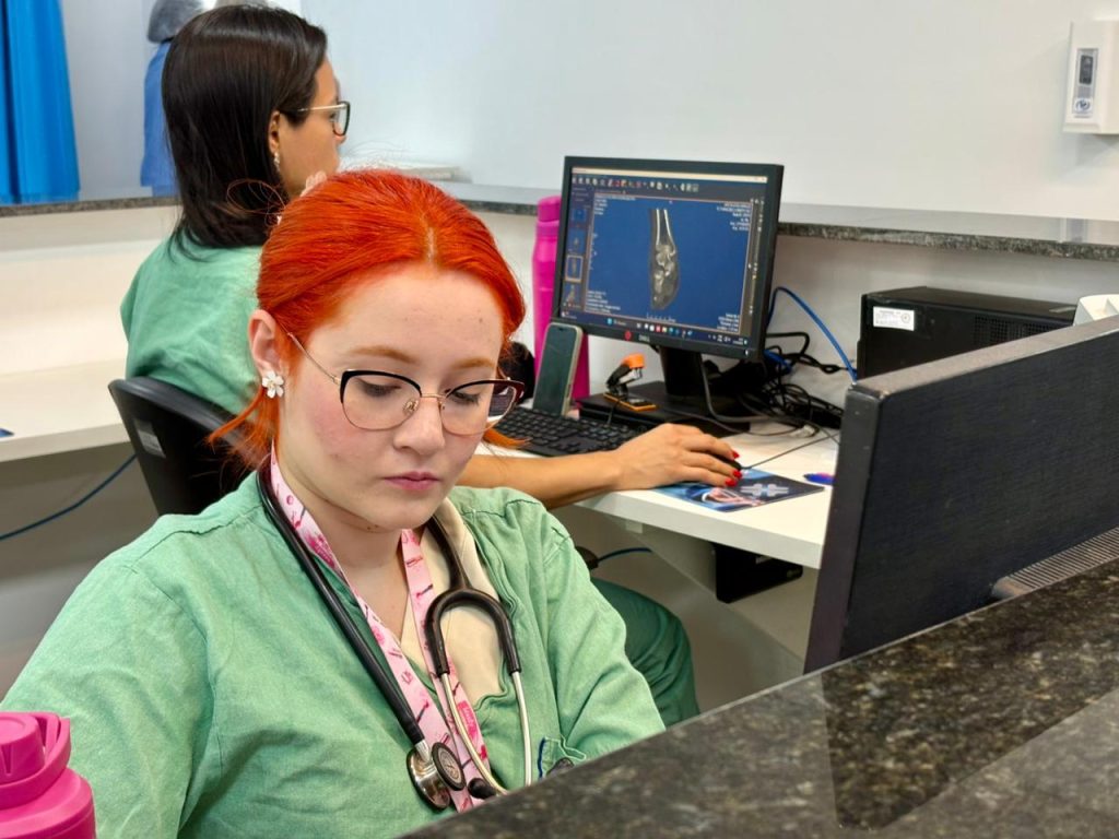 Platão Araújo recebe mais de 300 pacientes no primeiro dia de funcionamento do novo pronto atendimento Platão Araújo recebe mais de 300 pacientes no primeiro dia de funcionamento do novo pronto atendimento