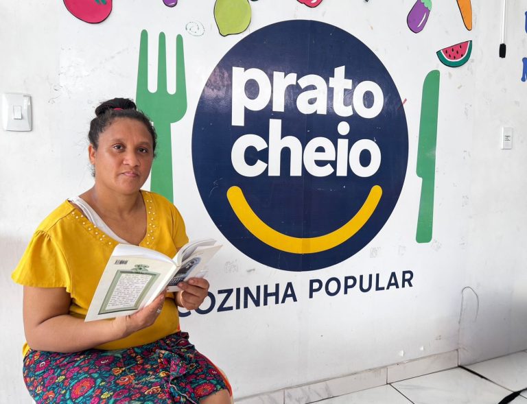 Dia Nacional do Livro: Unidades do Prato cheio incentivam o ‘Cantinho da Leitura’