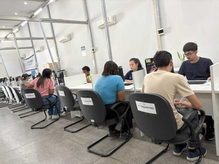 Sine Amazonas divulga 240 vagas de emprego para esta sexta-feira