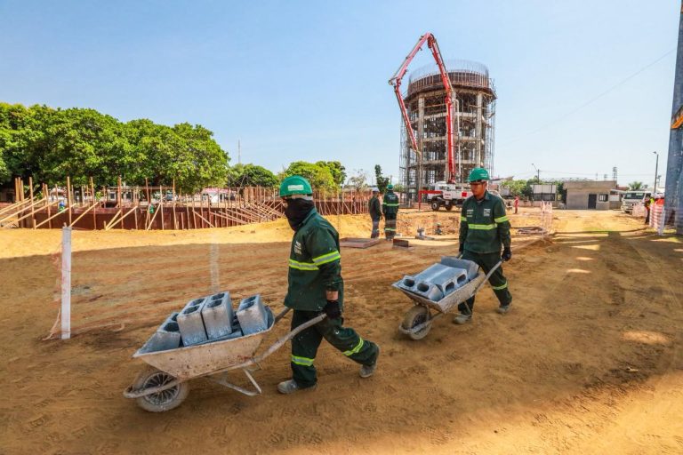 Prosai Parintins: Governo do Amazonas inicia mais uma etapa das obras do novo sistema de abastecimento de água da cidade