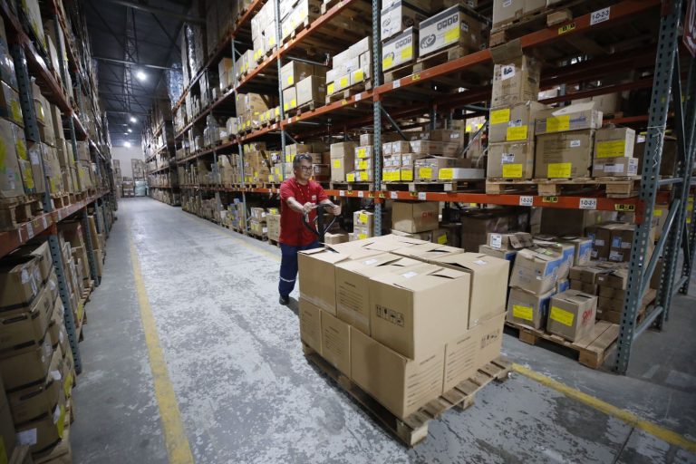 Cema alcança o maior nível de abastecimento de todos os tempos e entrega de medicamentos de alto custo sobe 128,8%