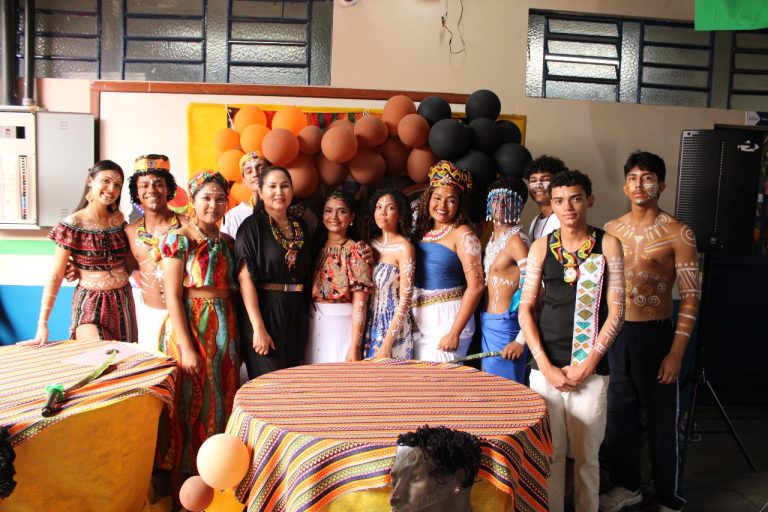 Dia da Consciência Negra: Escolas Estaduais combatem o racismo estrutural por meio de palestras e atividades culturais