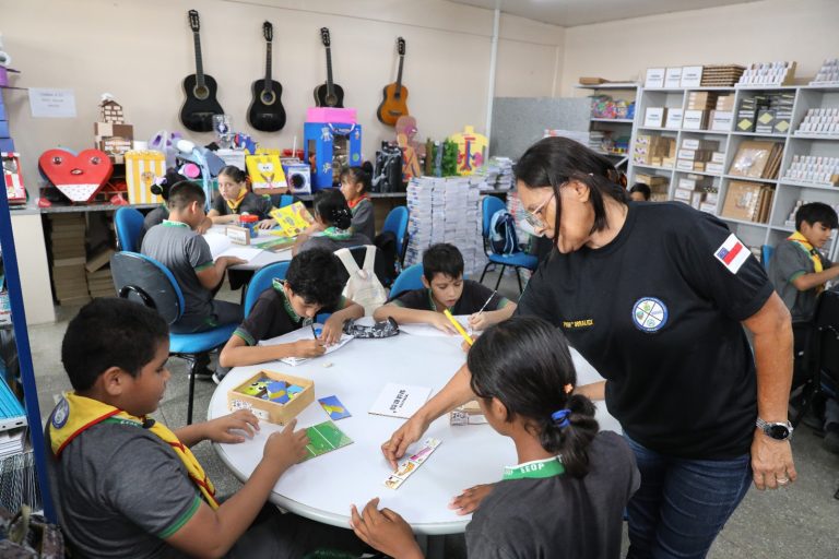 Secretaria de Educação reduz índice de distorção idade-ano no Amazonas por meio do programa Avançar