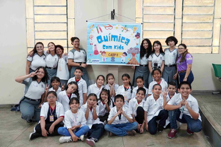 Projeto ‘Química com Kids’ promove aprendizado conjunto em escolas públicas de Manaus
