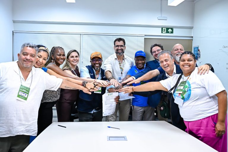 Durante a COP30, Governo do Amazonas firma parceria com Ancat para fortalecer gestão integrada de resíduos sólidos