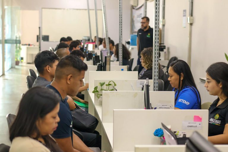 Sine Amazonas divulga 185 vagas de emprego para esta segunda-feira