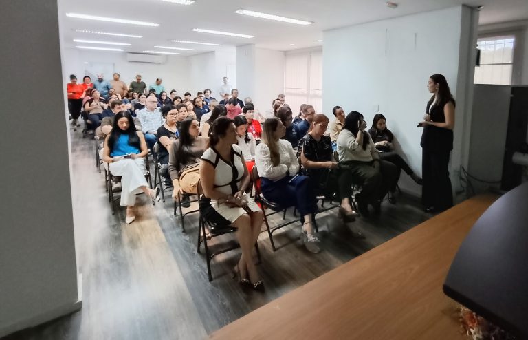 CGE-AM inicia “Dezembro Transparente” com reunião interna e apresentação do balanço anual de 2025