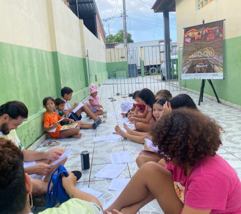 Espetáculo ‘Um Sonho de Natal’ encerra oficinas de Teatro do Oprimido em Manaus