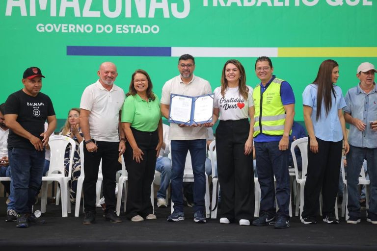 Governador Wilson Lima firma convênio para urbanização da Lagoa Azul, em Parintins