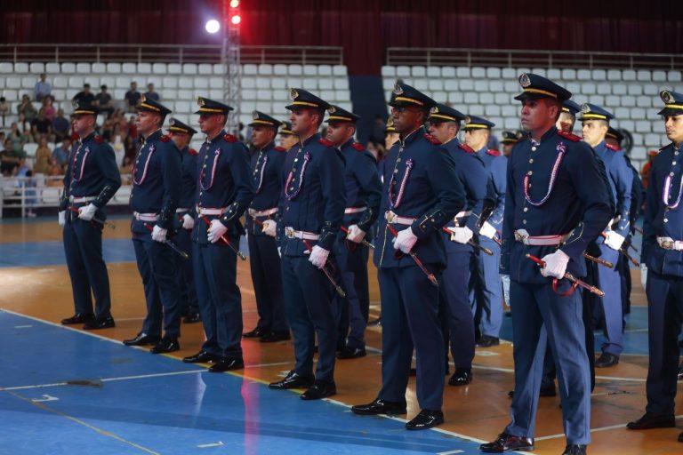 Governo do Amazonas realiza primeira formação de Oficiais Combatentes do Corpo de Bombeiros no estado