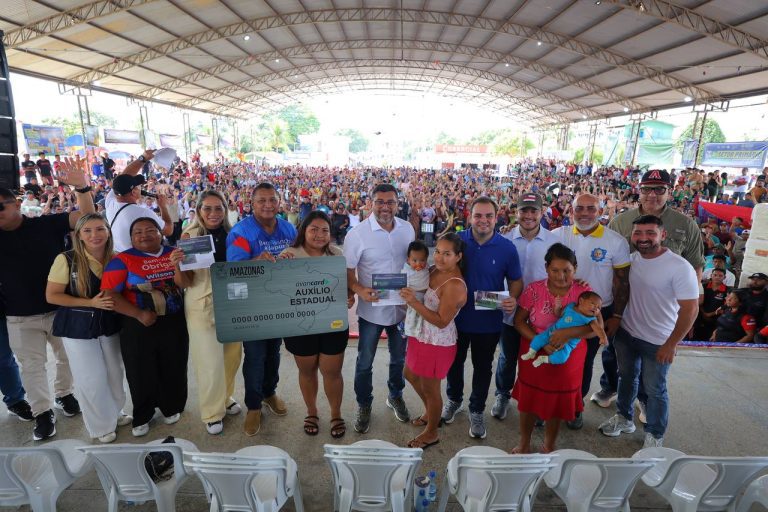 No interior, Governo do Amazonas fortalece setor social com Auxílio Estadual e espaços do Prato Cheio