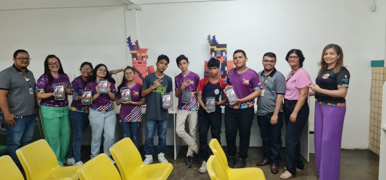 Professora e estudantes apoiados pelo Governo do Amazonas criam aplicativo com jogo educativo