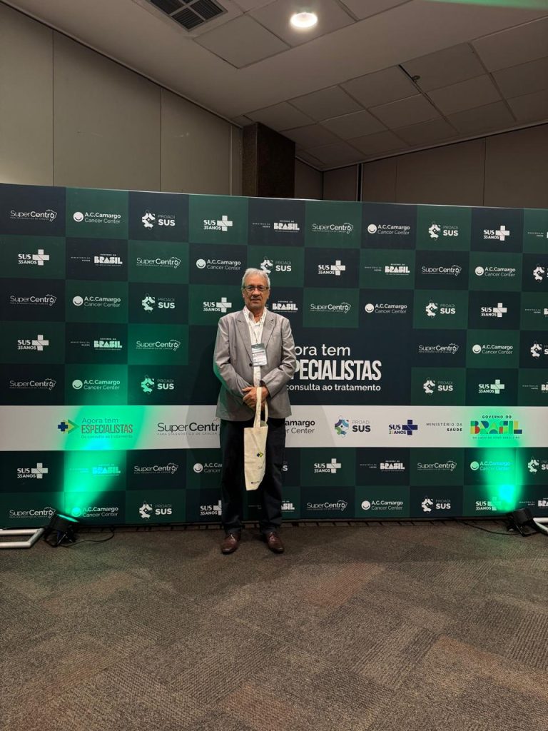 Em Brasília, FCecon participa de reunião sobre super centro de diagnóstico de câncer