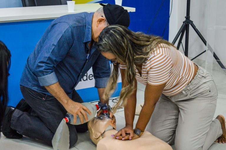 SES-AM realiza capacitação em Suporte Básico de Vida e Classificação de Risco Biopsicossocial para equipes do Cesmam