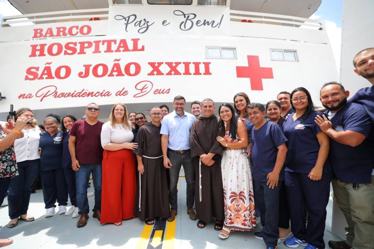 Governador Wilson Lima dá início às atividades do Barco Hospital São João XXIII em 2026 e destaca mais de 200 mil atendimentos realizados
